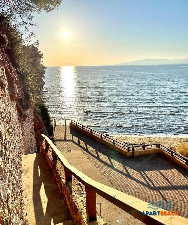 Apartbeach Santa Elena Climatizado Parking Y Junto Playa Capellans Salou