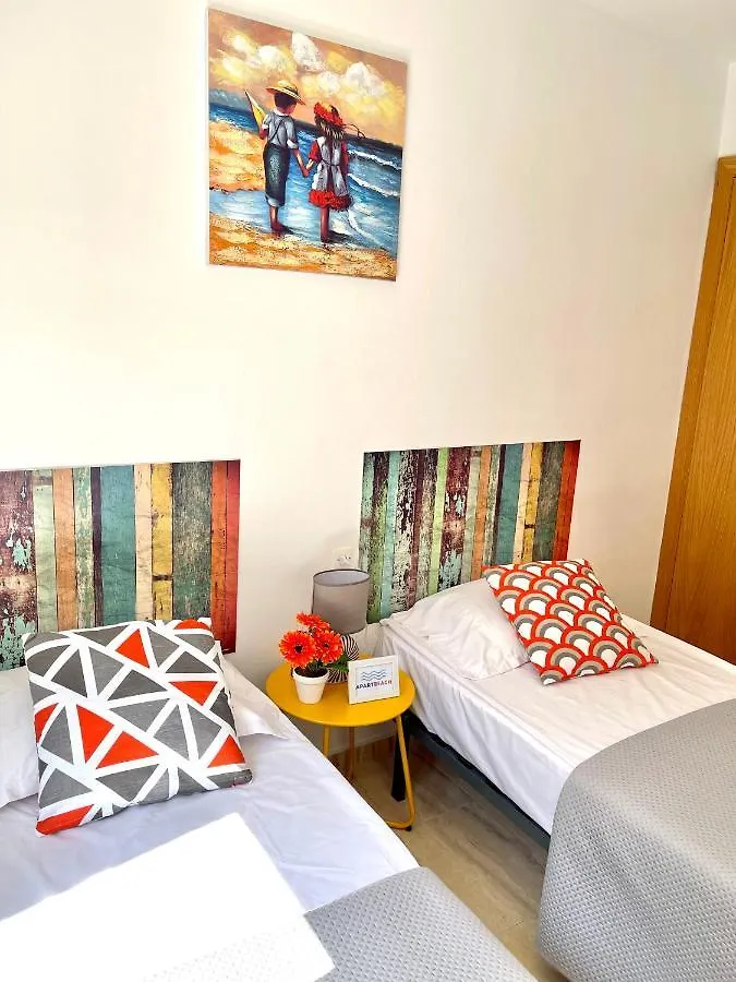 Apartbeach Santa Elena Climatizado Parking Y Junto Playa Capellans Salou Apartment