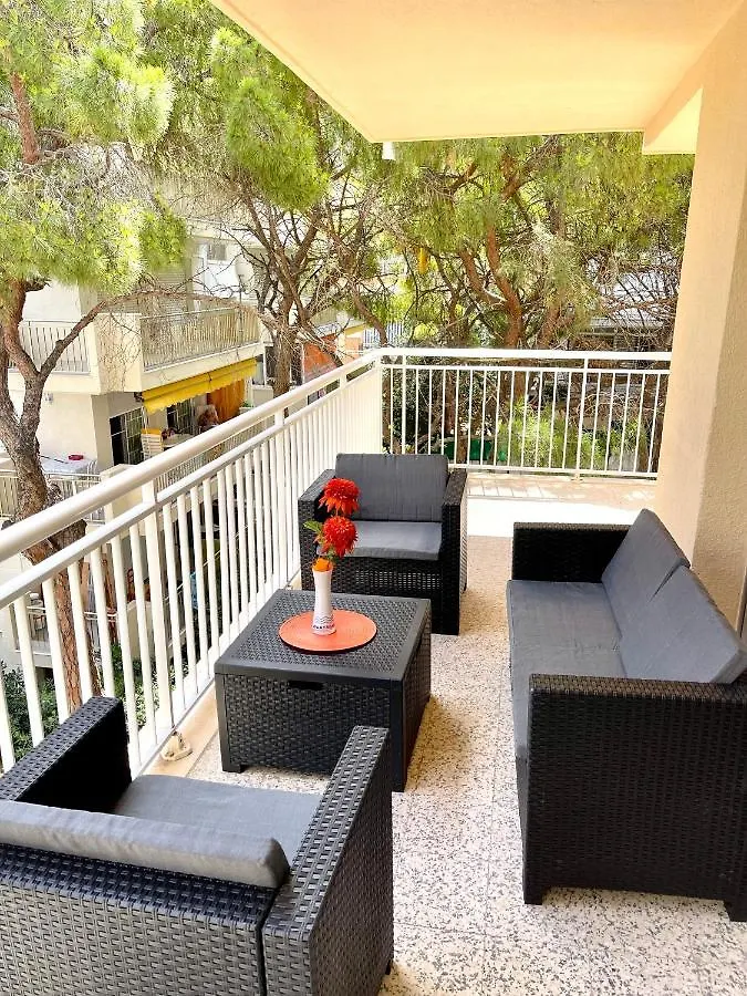 Apartbeach Santa Elena Climatizado Parking Y Junto Playa Capellans Salou 0*,  Spain